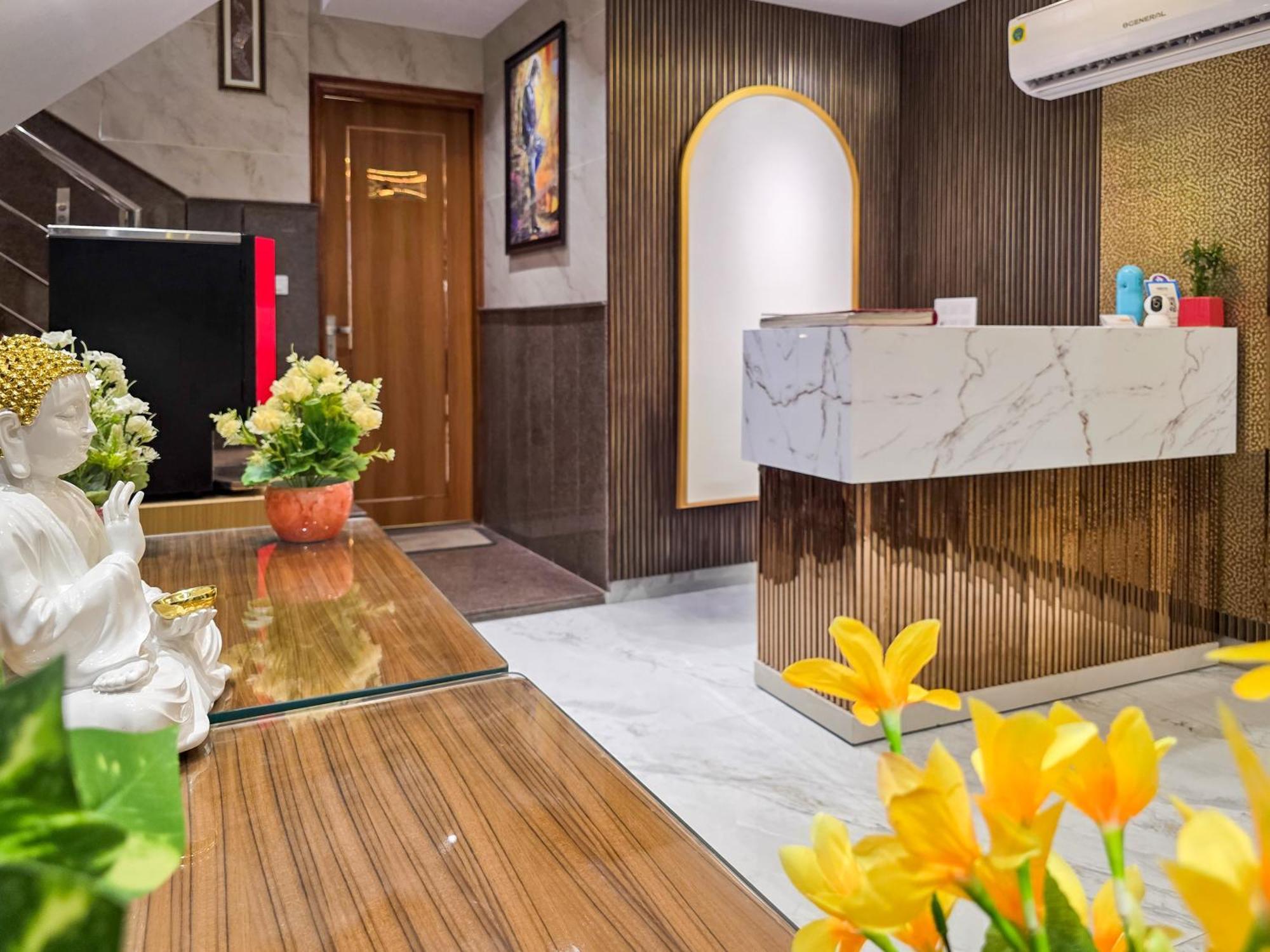 Delhi Delight Premium Acomodação com café da manhã Nova Deli Exterior foto